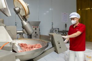 dây chuyền sản xuất dồi sụn hiện đại