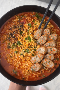 Mì tôm tại nhà phiên bản premium