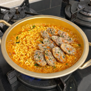 Dồi sụn DOSUNFOOD ăn kèm mì trộn